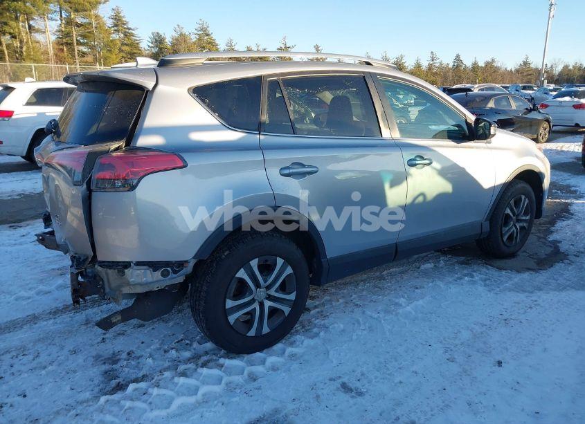 Photo 4 of 2016 Toyota Rav4 LE (VIN 2T3BFREV3GW431339)