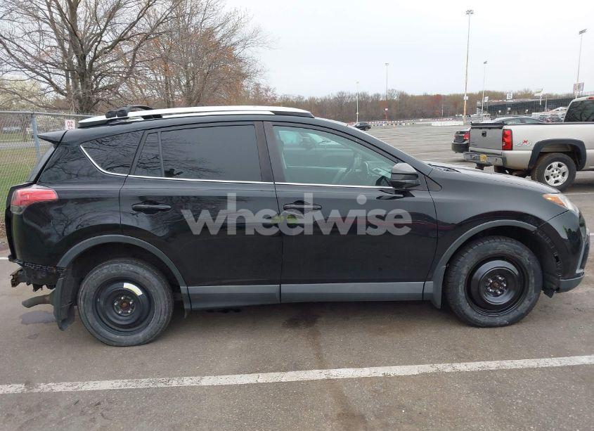 Photo 13 of 2016 Toyota Rav4 LE (VIN 2T3BFREV3GW447802)