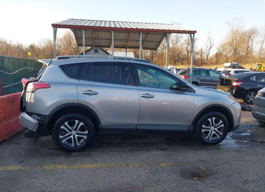 Photo 13 of 2017 Toyota Rav4 LE (VIN 2T3BFREV3HW587060)