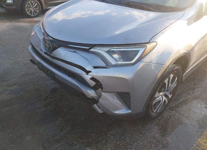 Photo 6 of 2017 Toyota Rav4 LE (VIN 2T3BFREV3HW587060)