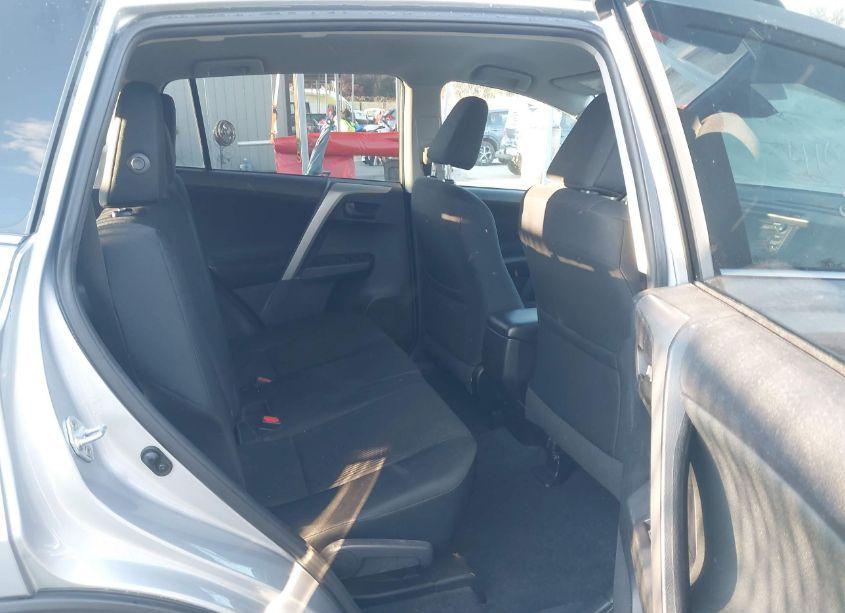 Photo 8 of 2017 Toyota Rav4 LE (VIN 2T3BFREV3HW587060)