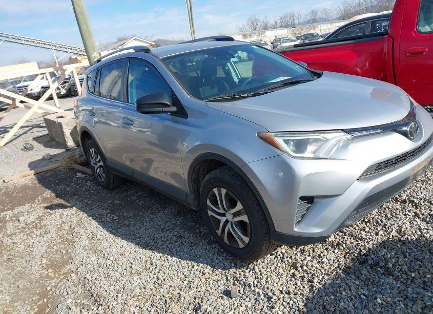 2017 Toyota Rav4 LE (VIN 2T3BFREV3HW611468) main photo