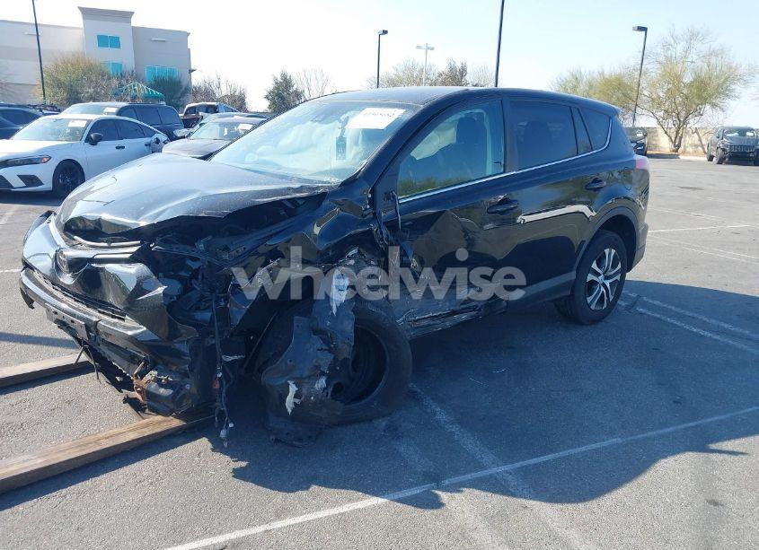 Photo 2 of 2018 Toyota Rav4 LE (VIN 2T3BFREV3JW792416)