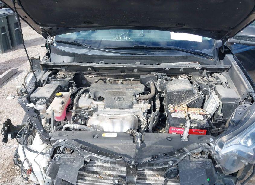 Photo 10 of 2018 Toyota Rav4 LE (VIN 2T3BFREV3JW805956)