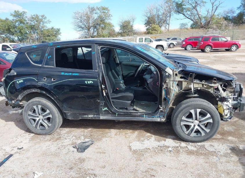 Photo 13 of 2018 Toyota Rav4 LE (VIN 2T3BFREV3JW805956)