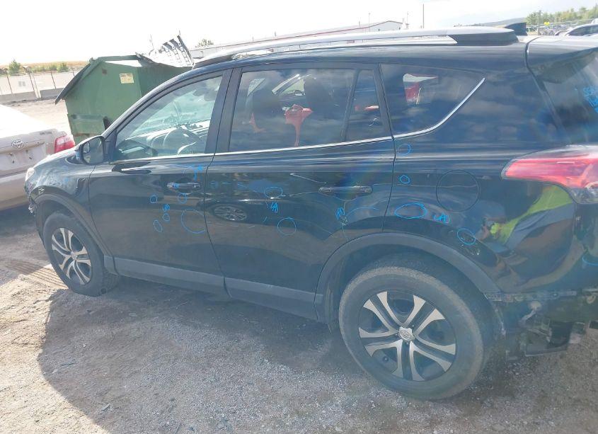 Photo 14 of 2018 Toyota Rav4 LE (VIN 2T3BFREV3JW805956)