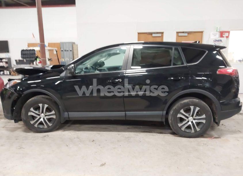 Photo 13 of 2018 Toyota Rav4 LE (VIN 2T3BFREV3JW809232)