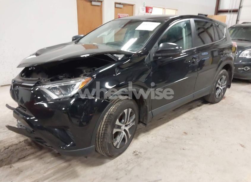 Photo 2 of 2018 Toyota Rav4 LE (VIN 2T3BFREV3JW809232)