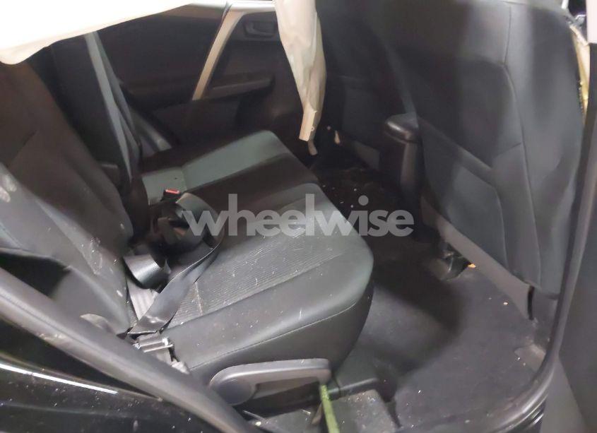 Photo 8 of 2018 Toyota Rav4 LE (VIN 2T3BFREV3JW809232)