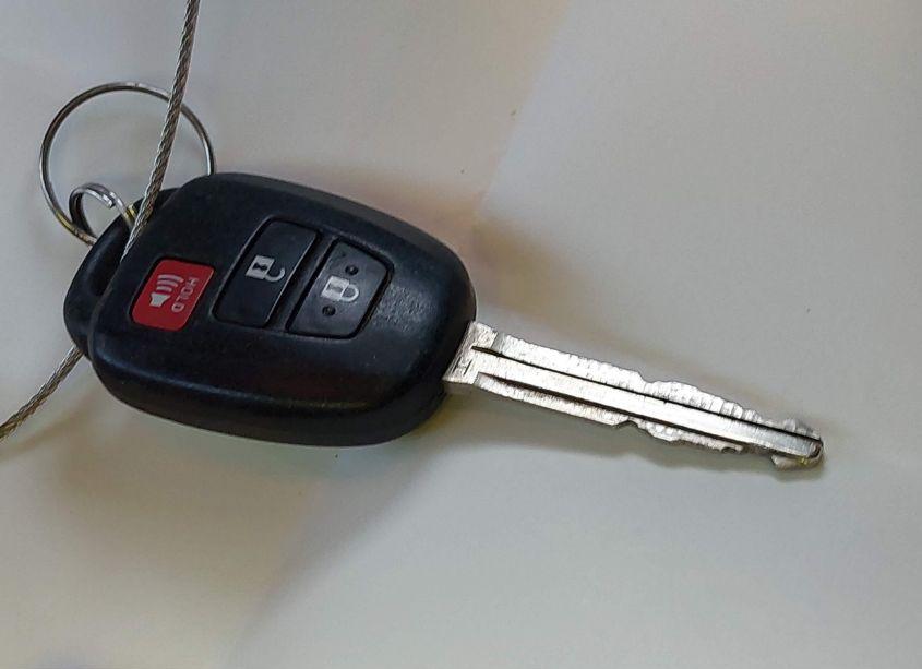 Photo 11 of 2018 Toyota Rav4 LE (VIN 2T3BFREV3JW823728)