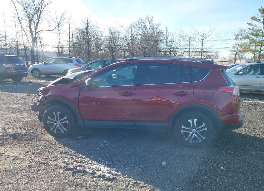 Photo 14 of 2018 Toyota Rav4 LE (VIN 2T3BFREV3JW823728)