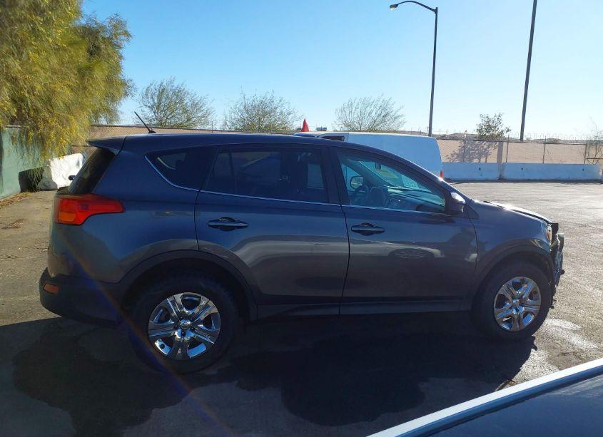 Photo 13 of 2015 Toyota Rav4 LE (VIN 2T3BFREV4FW315176)