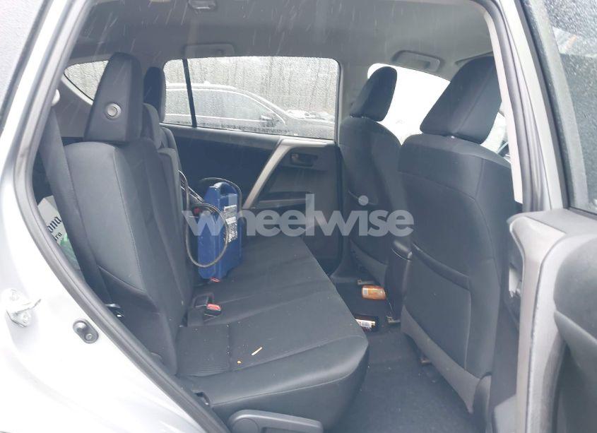 Photo 8 of 2016 Toyota Rav4 LE (VIN 2T3BFREV4GW419670)