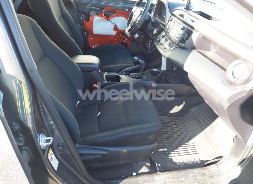 Photo 5 of 2016 Toyota Rav4 LE (VIN 2T3BFREV4GW432872)