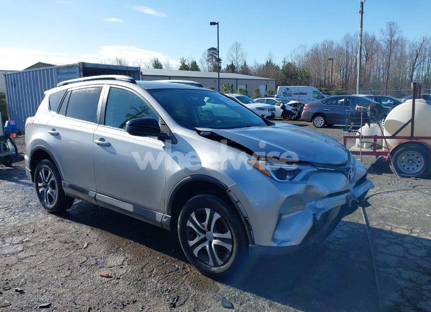 2016 Toyota Rav4 LE (VIN 2T3BFREV4GW462275) main photo