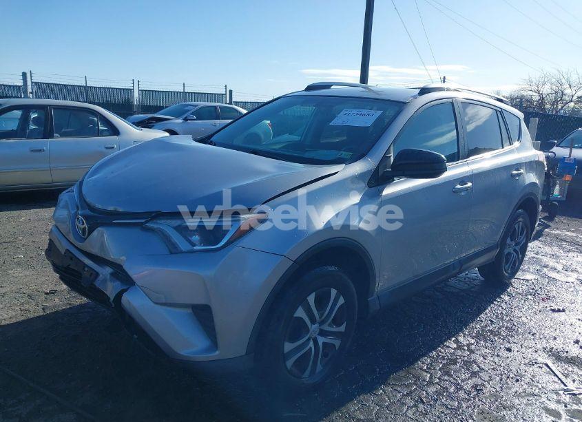 Photo 2 of 2016 Toyota Rav4 LE (VIN 2T3BFREV4GW462275)