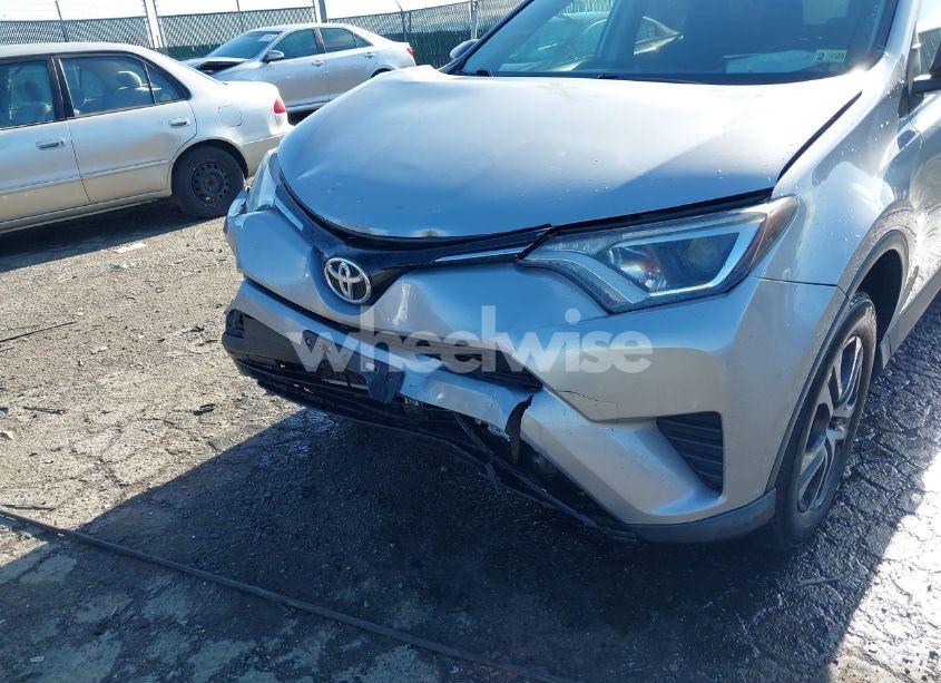 Photo 6 of 2016 Toyota Rav4 LE (VIN 2T3BFREV4GW462275)