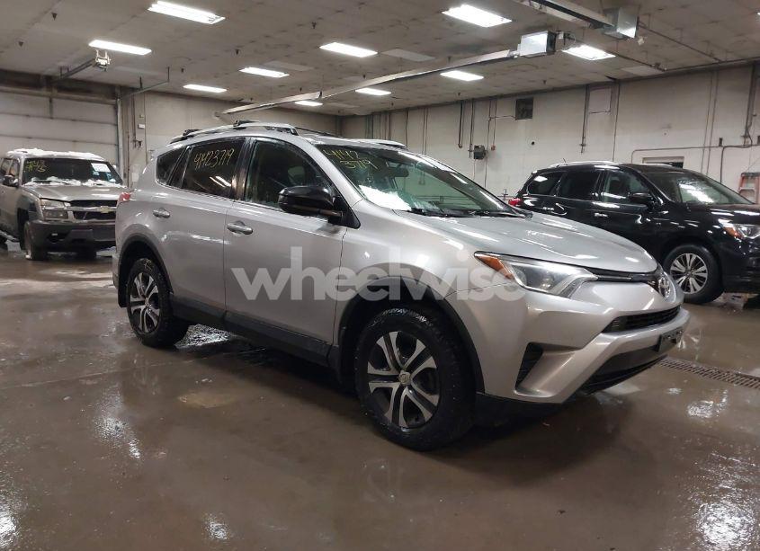 2016 Toyota Rav4 LE (VIN 2T3BFREV4GW504850) main photo