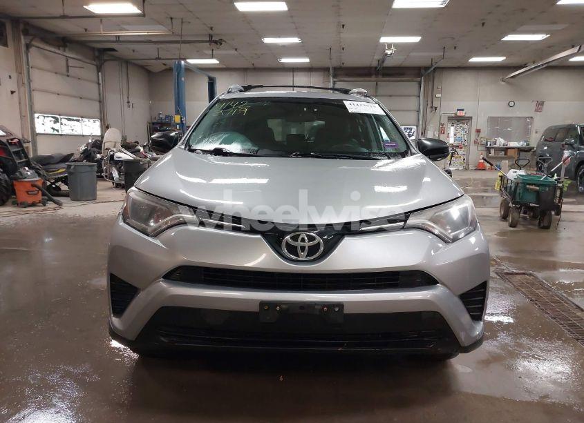 Photo 12 of 2016 Toyota Rav4 LE (VIN 2T3BFREV4GW504850)