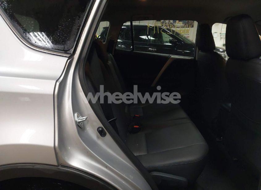 Photo 8 of 2016 Toyota Rav4 LE (VIN 2T3BFREV4GW504850)