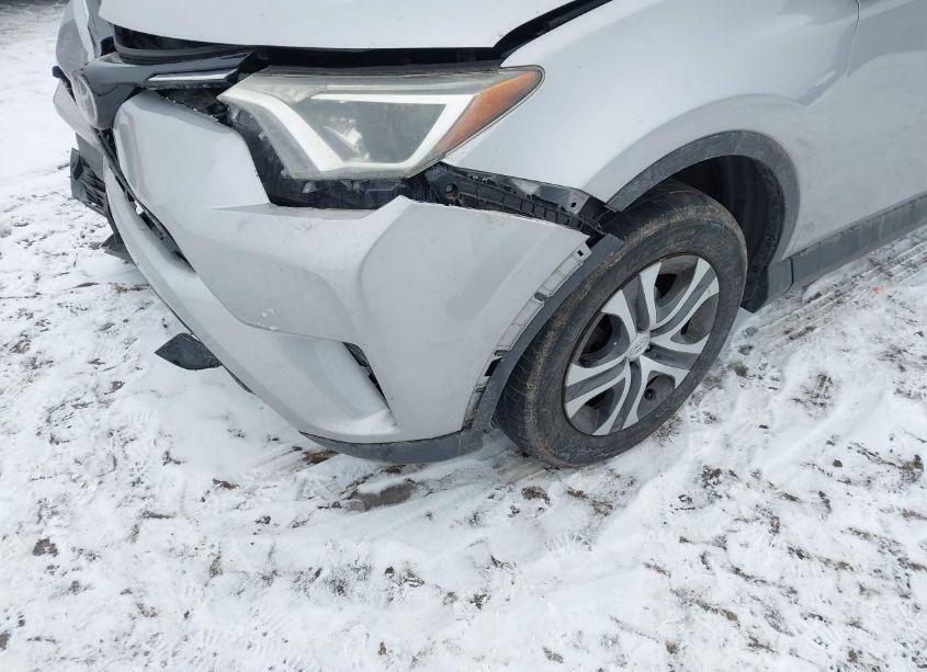 Photo 6 of 2017 Toyota Rav4 LE (VIN 2T3BFREV4HW659433)