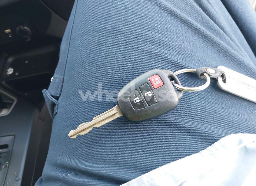 Photo 11 of 2017 Toyota Rav4 LE (VIN 2T3BFREV4HW693968)