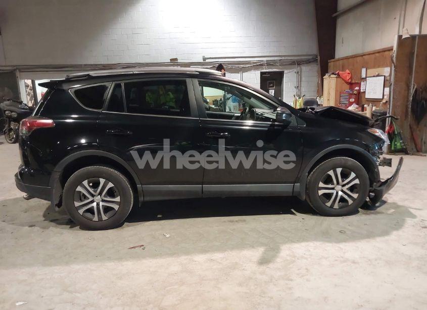 Photo 13 of 2018 Toyota Rav4 LE (VIN 2T3BFREV4JW735707)