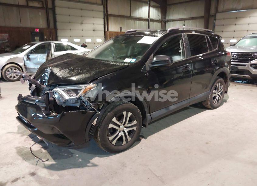 Photo 2 of 2018 Toyota Rav4 LE (VIN 2T3BFREV4JW735707)