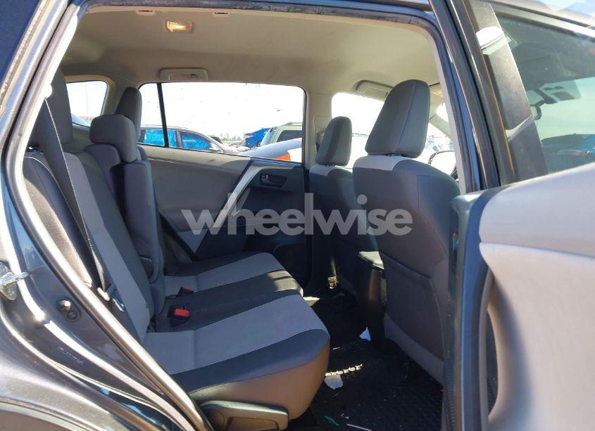 Photo 8 of 2013 Toyota Rav4 LE (VIN 2T3BFREV5DW028118)