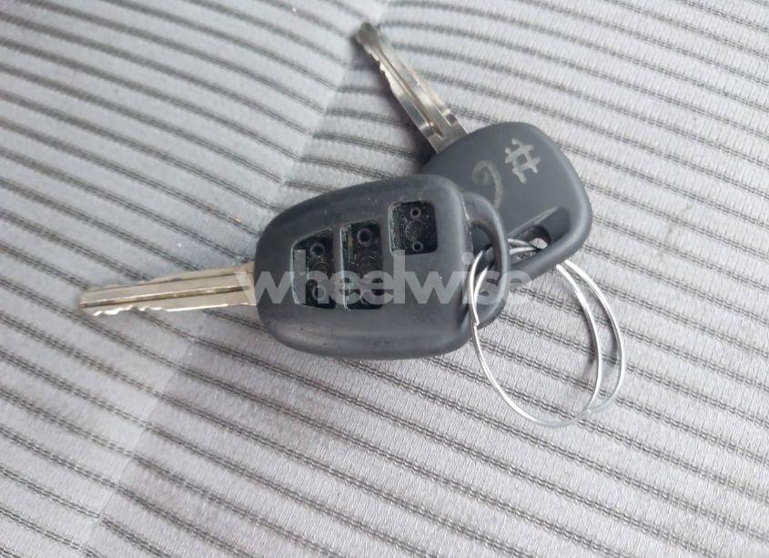 Photo 11 of 2013 Toyota Rav4 LE (VIN 2T3BFREV5DW038826)