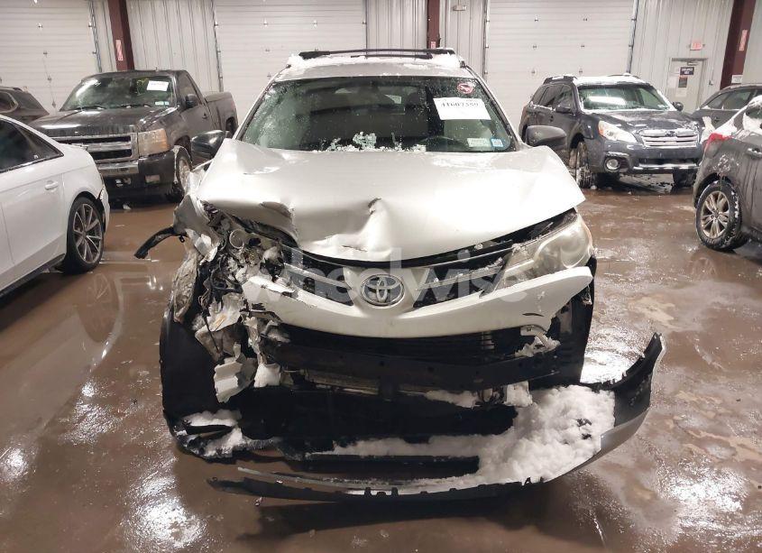 Photo 11 of 2015 Toyota Rav4 LE (VIN 2T3BFREV5FW230539)