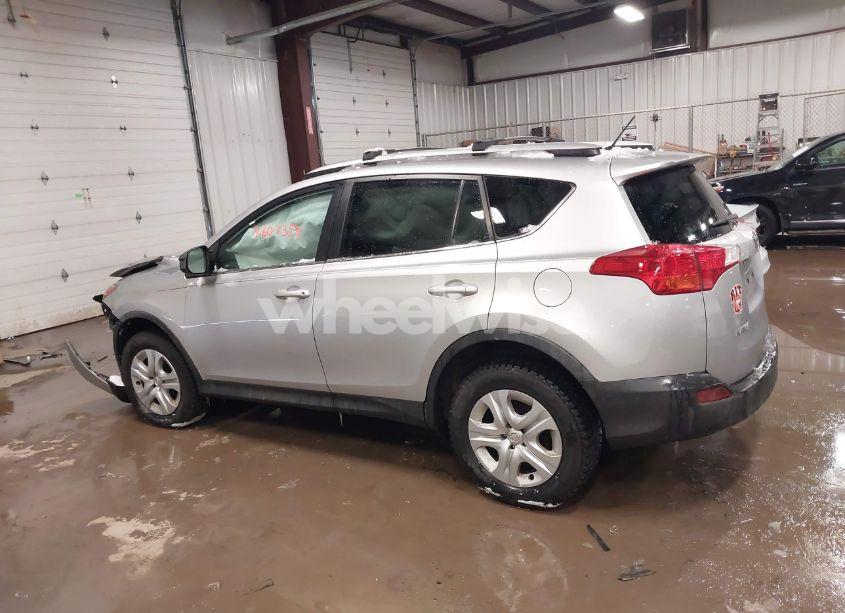 Photo 13 of 2015 Toyota Rav4 LE (VIN 2T3BFREV5FW230539)
