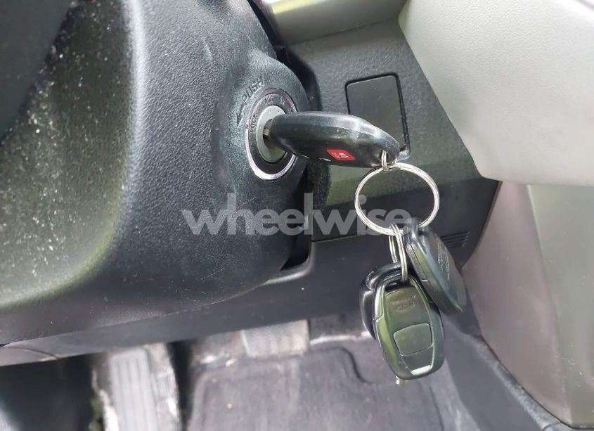 Photo 11 of 2015 Toyota Rav4 LE (VIN 2T3BFREV5FW231187)