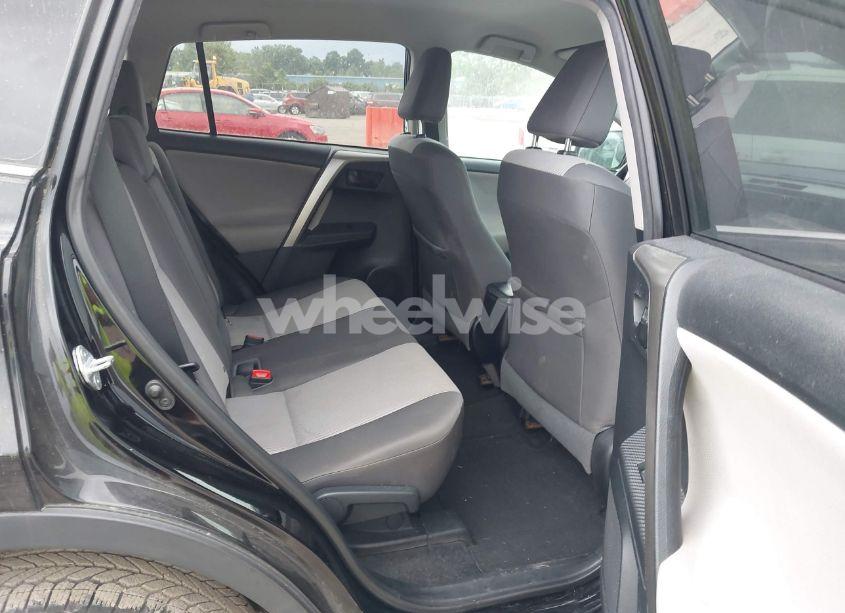 Photo 8 of 2015 Toyota Rav4 LE (VIN 2T3BFREV5FW231187)