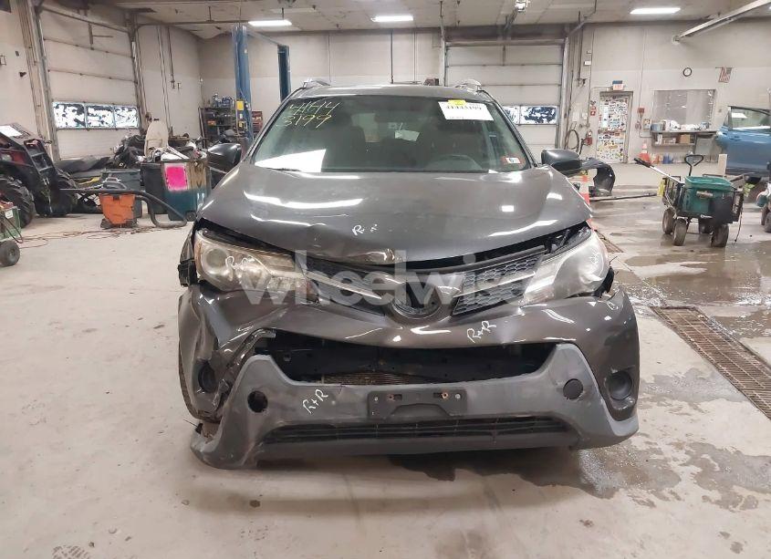 Photo 12 of 2015 Toyota Rav4 LE (VIN 2T3BFREV5FW305546)