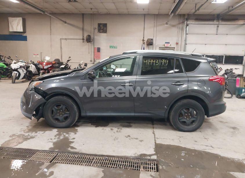 Photo 14 of 2015 Toyota Rav4 LE (VIN 2T3BFREV5FW305546)