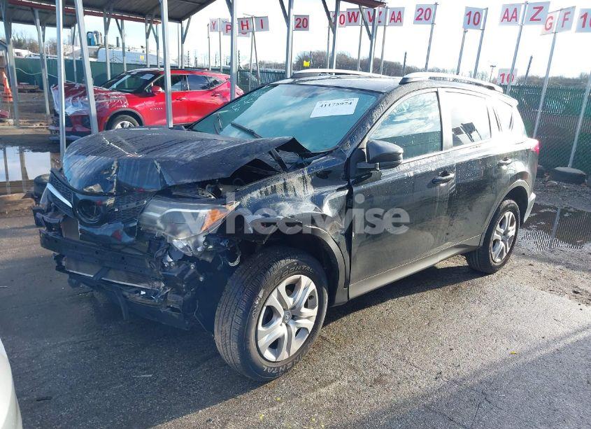 Photo 2 of 2015 Toyota Rav4 LE (VIN 2T3BFREV5FW345030)