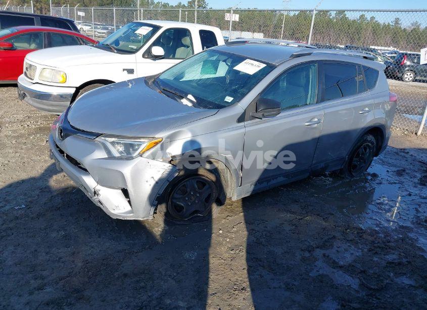 Photo 2 of 2016 Toyota Rav4 LE (VIN 2T3BFREV5GW436056)