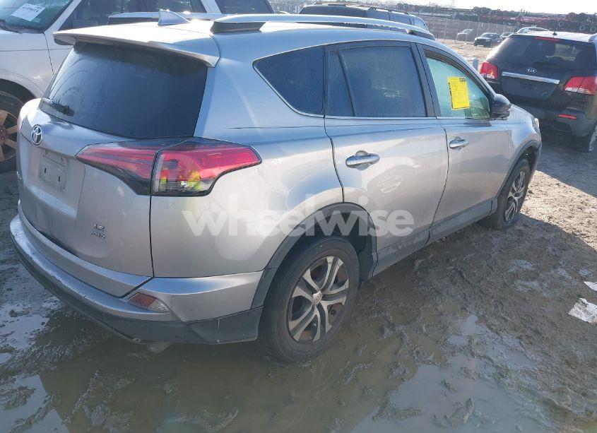 Photo 4 of 2016 Toyota Rav4 LE (VIN 2T3BFREV5GW436056)