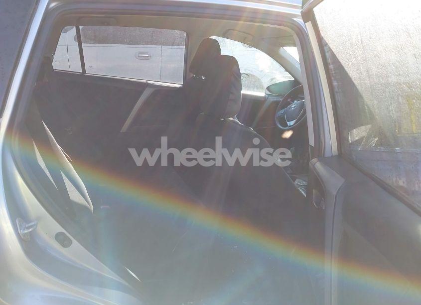 Photo 8 of 2016 Toyota Rav4 LE (VIN 2T3BFREV5GW436056)