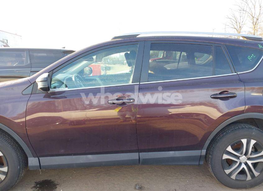 Photo 14 of 2016 Toyota Rav4 LE (VIN 2T3BFREV5GW516232)