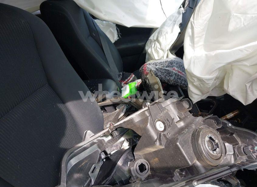 Photo 5 of 2017 Toyota Rav4 LE (VIN 2T3BFREV5HW560409)