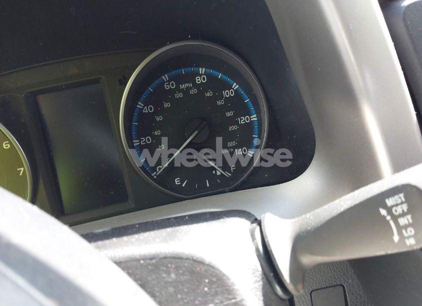 Photo 7 of 2017 Toyota Rav4 LE (VIN 2T3BFREV5HW560409)