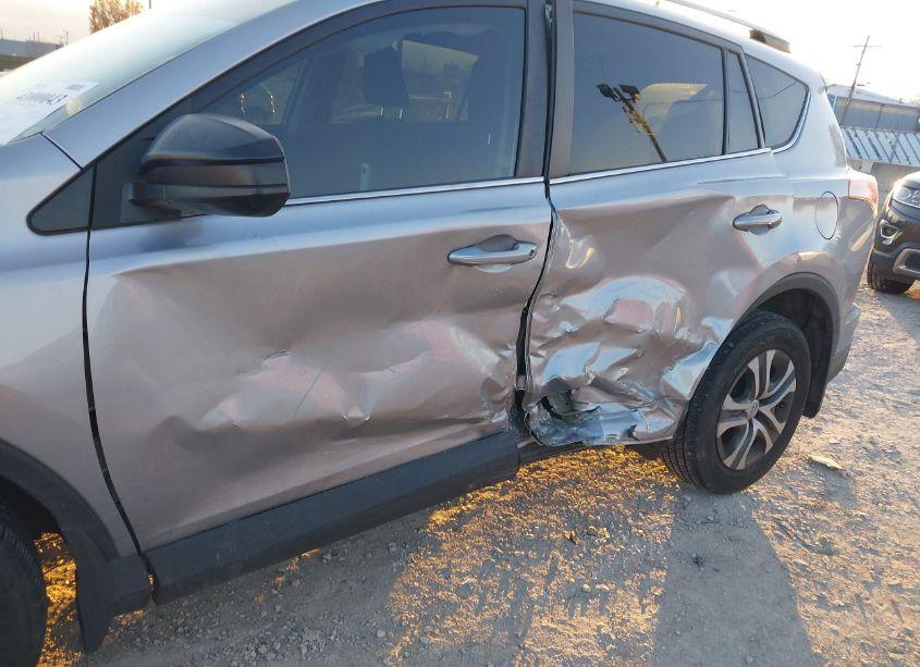 Photo 6 of 2017 Toyota Rav4 LE (VIN 2T3BFREV5HW572141)