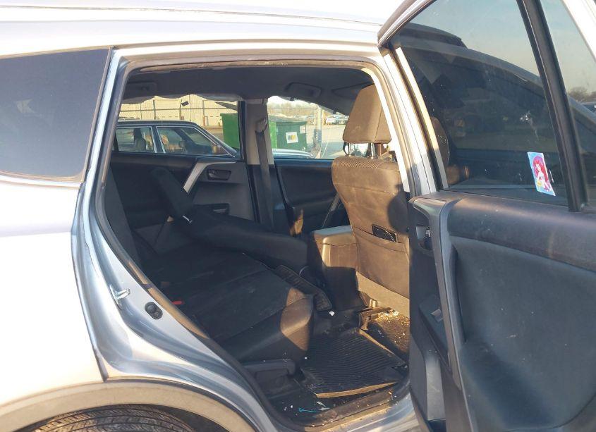 Photo 8 of 2017 Toyota Rav4 LE (VIN 2T3BFREV5HW572141)