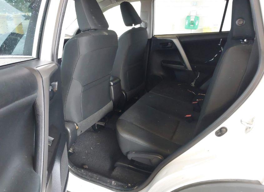 Photo 8 of 2017 Toyota Rav4 LE (VIN 2T3BFREV5HW621712)