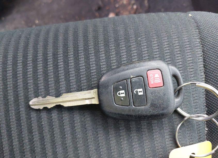 Photo 11 of 2017 Toyota Rav4 LE (VIN 2T3BFREV5HW634041)