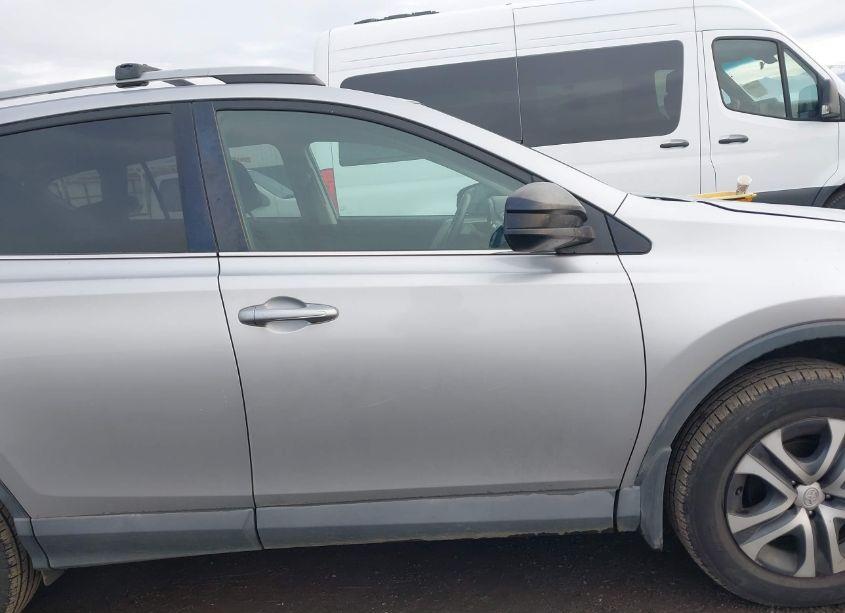 Photo 14 of 2017 Toyota Rav4 LE (VIN 2T3BFREV5HW634041)