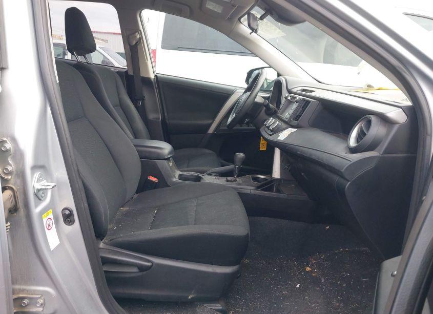 Photo 5 of 2017 Toyota Rav4 LE (VIN 2T3BFREV5HW634041)