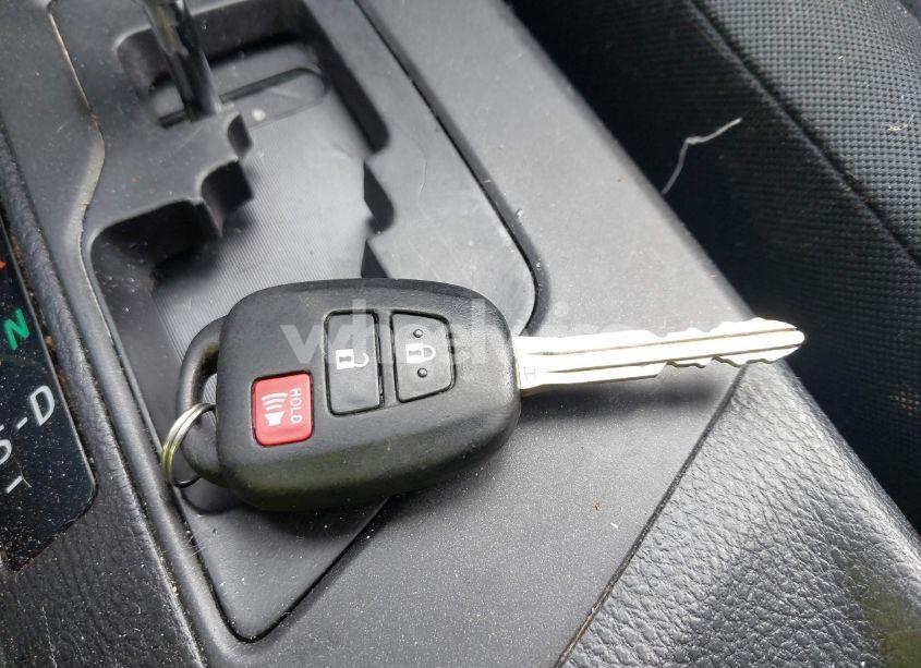 Photo 11 of 2017 Toyota Rav4 LE (VIN 2T3BFREV5HW635674)